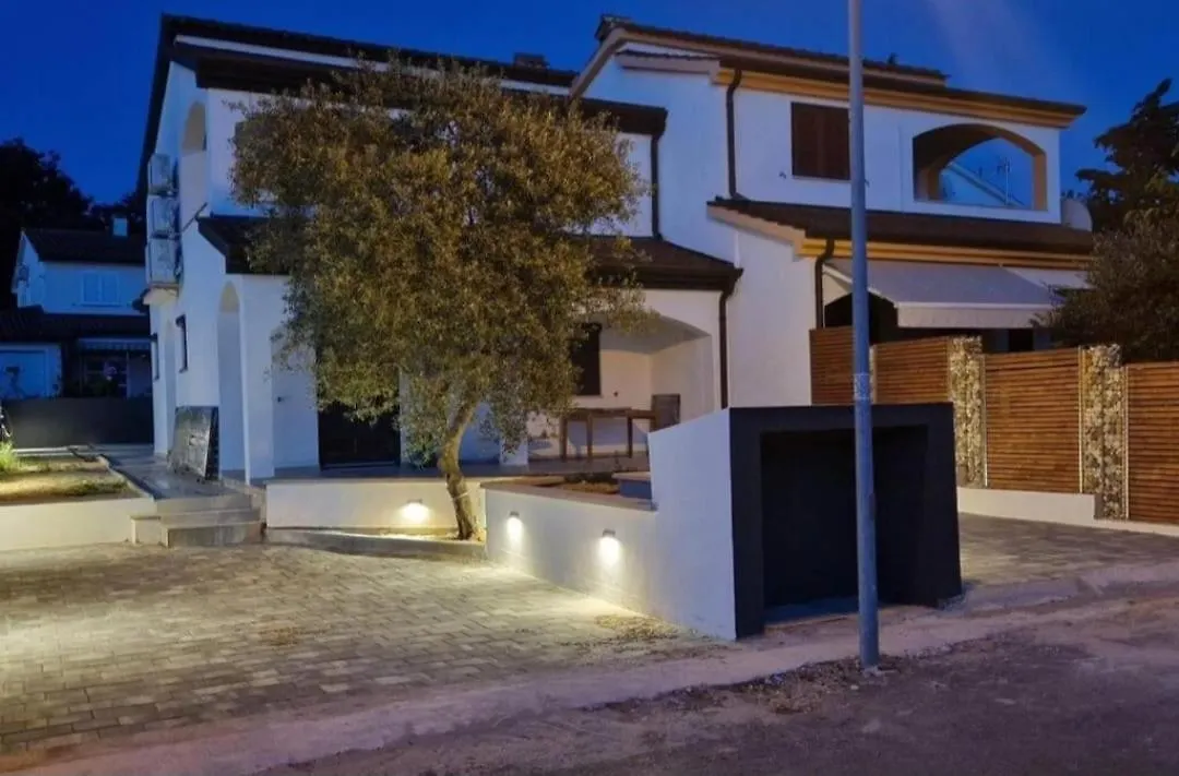 Villa Castanea - Kuca Za Odmor S Bazenom Kukci 0*,  クロアチア